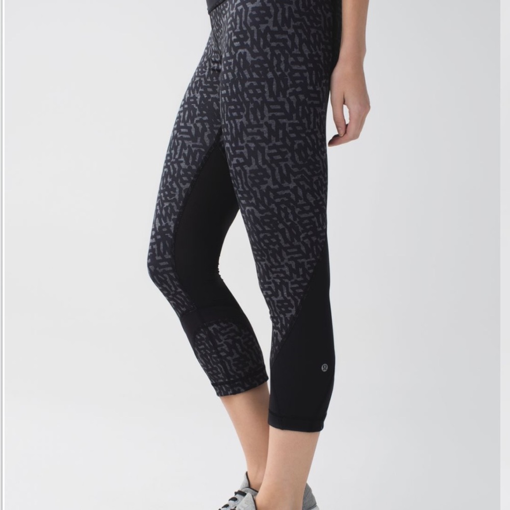 lululemon athletica Black and Gray Patterned Leggings